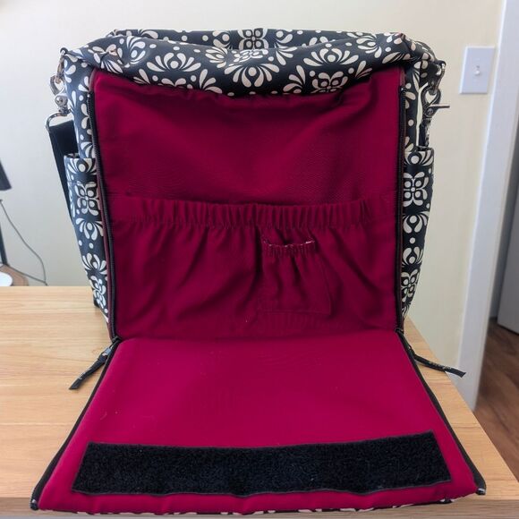 Petunia Pickle Bottom Brocade Diaper Bag Black White Red Embossed - Picture 8 of 9